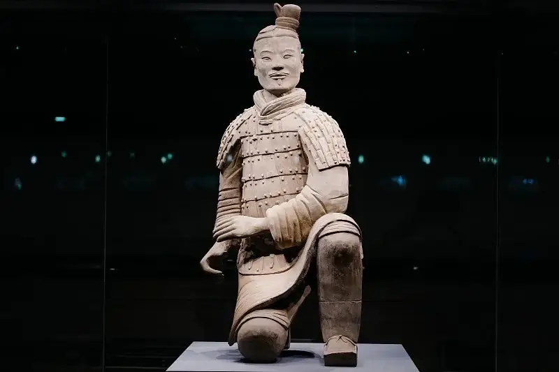 Uncovering the Journey of the Terracotta Warriors' Discovery 3 Kneeling Terracotta Warrior Statue Image