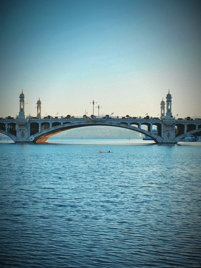 How to Plan Your Erhai Lake Trip in 2025 11 Xing Sheng Grand Bridge