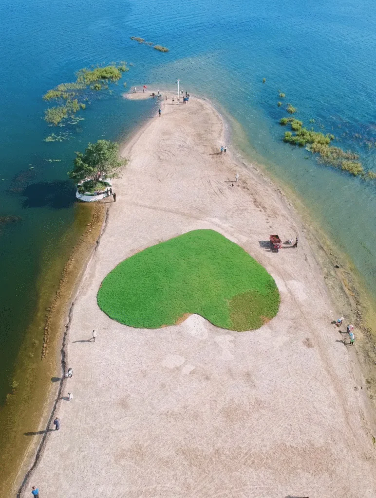 How to Plan Your Erhai Lake Trip in 2025 1 blog8 32
